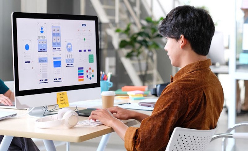 Nhân viên UI UX Designer có mức lương cao